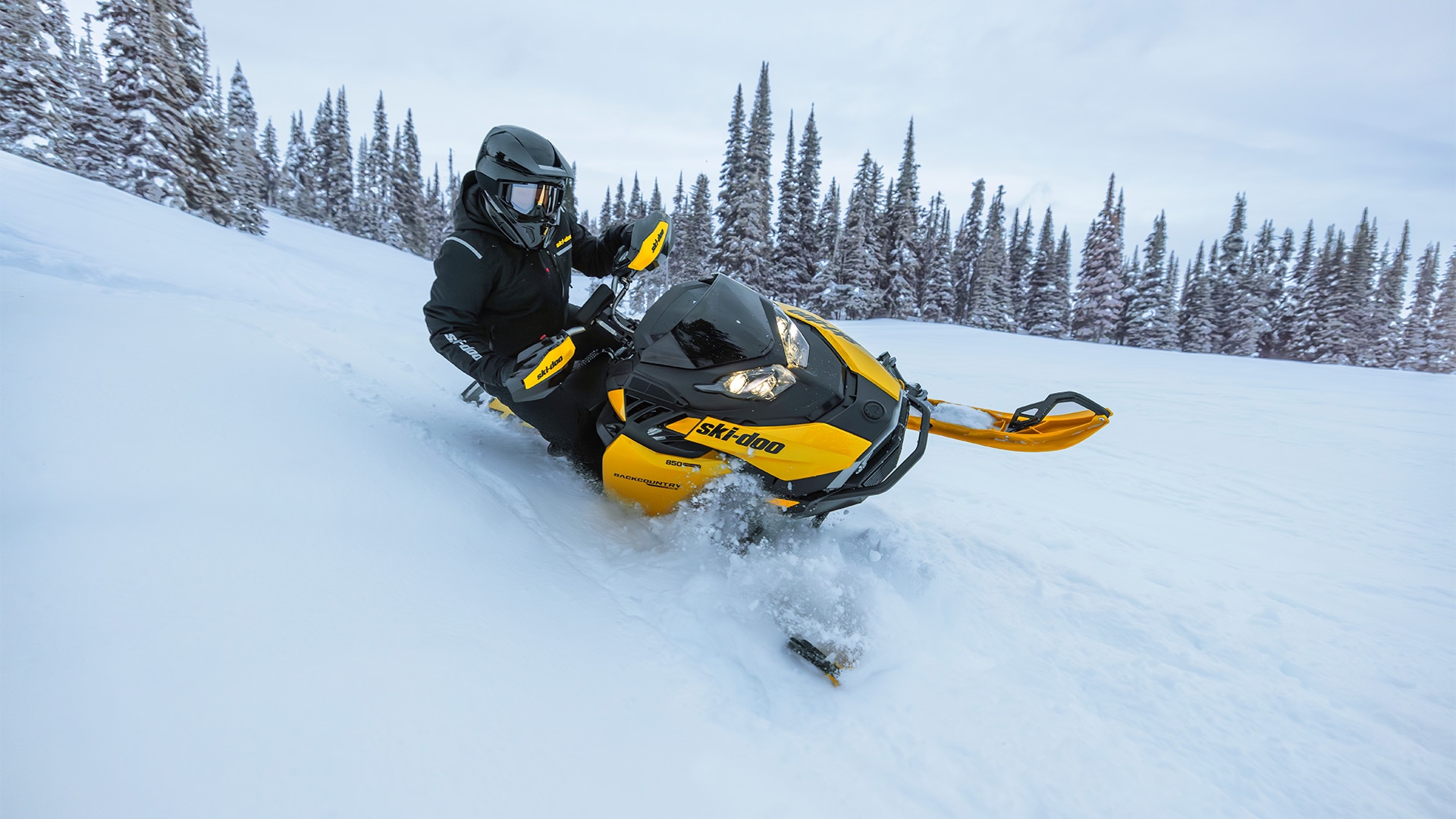 スノーモービル❗今だけ46万円❗まもなくシーズン❗ 2027年モデル Ski-Doo スノーモビル