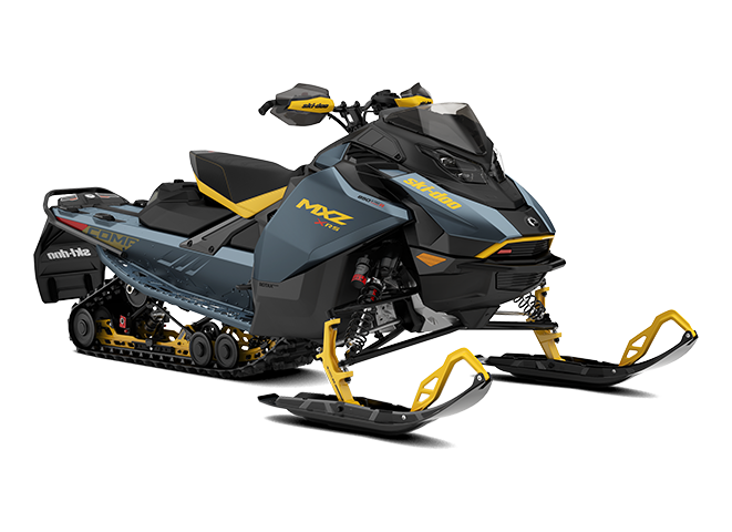 Vue latérale de la motoneige Ski-Doo MXZ X-RS 2026.