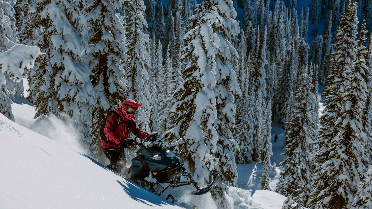 2025 Ski-Doo Deep-Snow スノーモービルラインアップ 2025 Ski-Doo Deep-Snow スノーモービルラインアップ